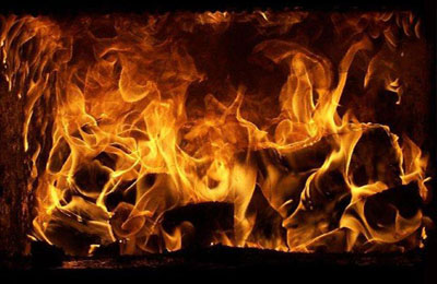 چگونه ابليس كه از آتش است با آتش جهنم عذاب مي شود؟